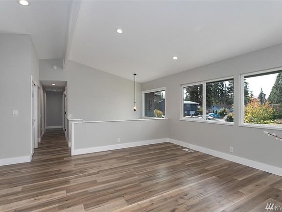 4th image of 6030 183rd Pl SW