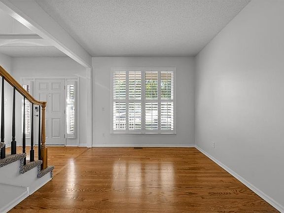 5th image of 22510 W 52nd Ter