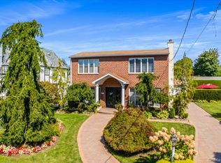 2957 214th Place, Bayside, NY 11360