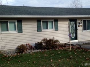 1524 Melbourne Dr, New Haven, IN 46774