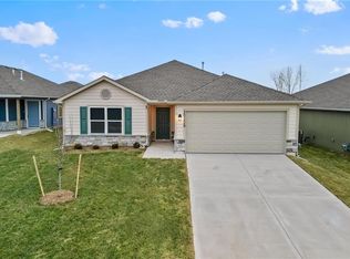 20228 W 194th St, Spring Hill, KS 66083