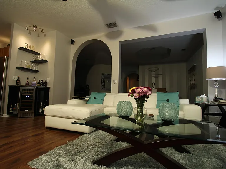8601 Green Cay — Photo 10