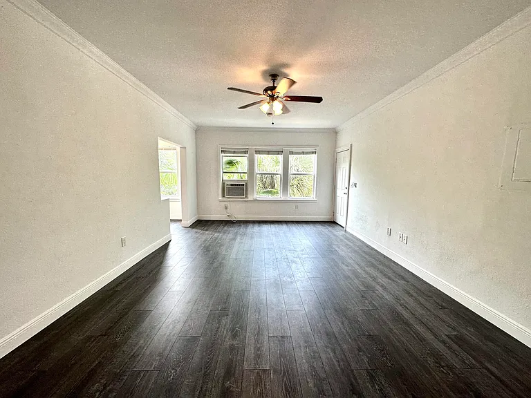 815 Upland Rd #6 — Photo 9