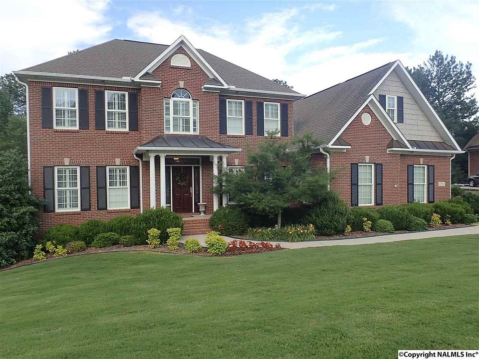 1st image of 2511 Woodhurst Dr SE