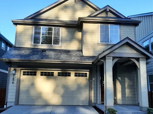 1696 NE Falls Drive, Issaquah, WA 98029