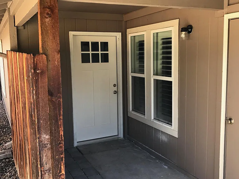6036 S Willow Way — Photo 3