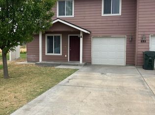655 Willow Ct APT A, Hermiston, OR 97838