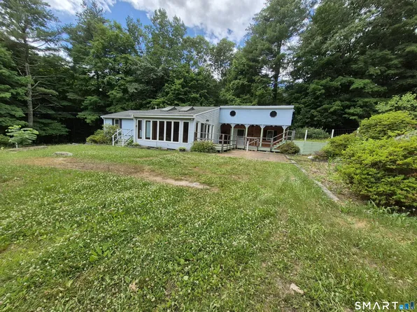 12 Gracey Road, Canton, CT 06019