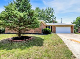 734 Summitcrest Dr, Indianapolis, IN