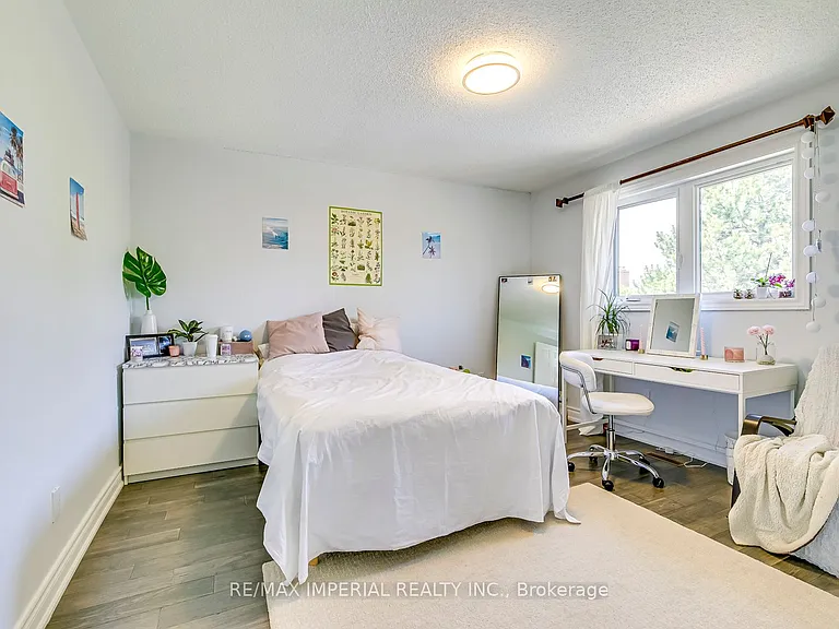 1511 Greenridge Cir — Photo 34