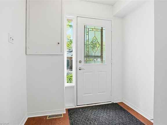 4th image of 2530 Northampton Blvd #65
