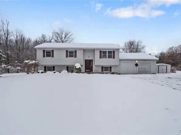 9443 Bear Springs Rd, Brewerton, NY 13029