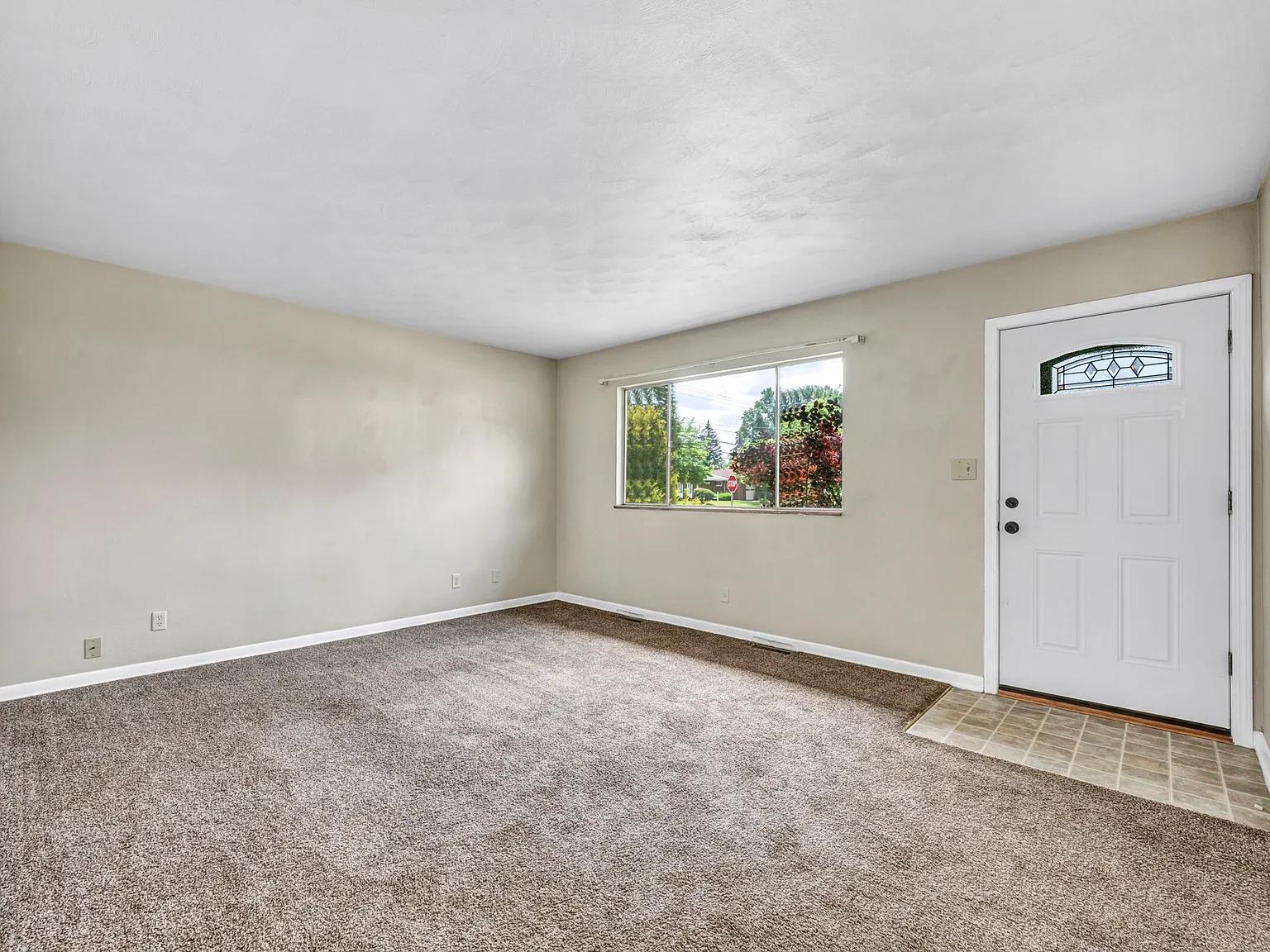 2 bed, 905 sqft, $1,250 — Photo 2