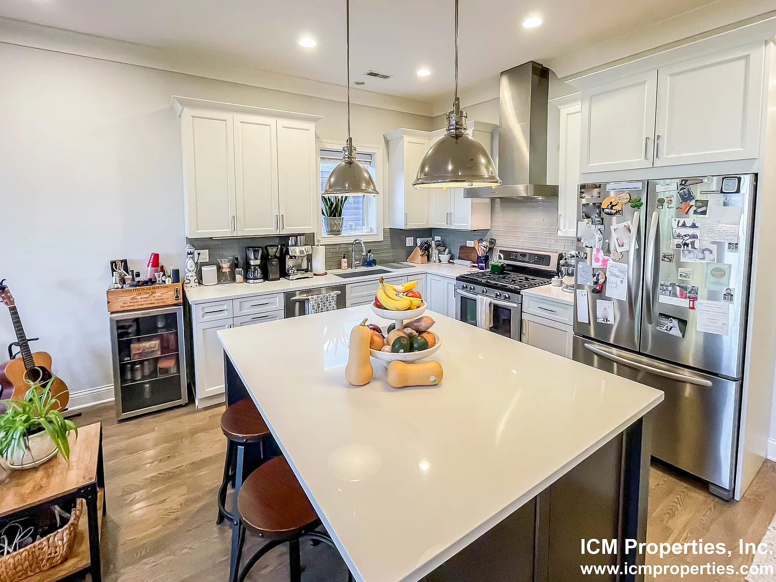 2 bed, 1250 sqft, $5,175 — Photo 1