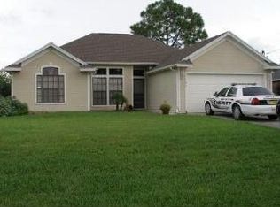1165 SW Ackard Ave, Port Saint Lucie, FL 34953
