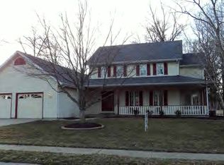204 Woodland Ct, Catlin, IL 61817