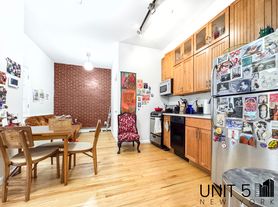15 Judge St