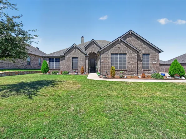 1940 Silver Falls Dr, Burleson, TX 76028