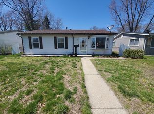 226 N Wright St, Griffith, IN 46319