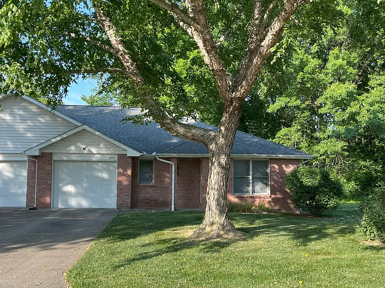 3804 Stonebridge Dr — Photo 2