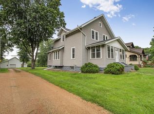718 Elm St W, Nya, MN 55368
