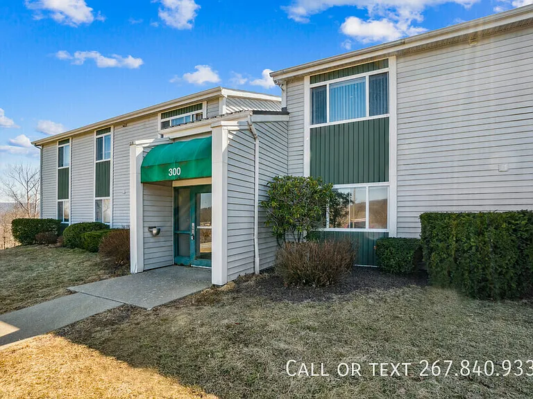 500 College Park Dr — Photo 9