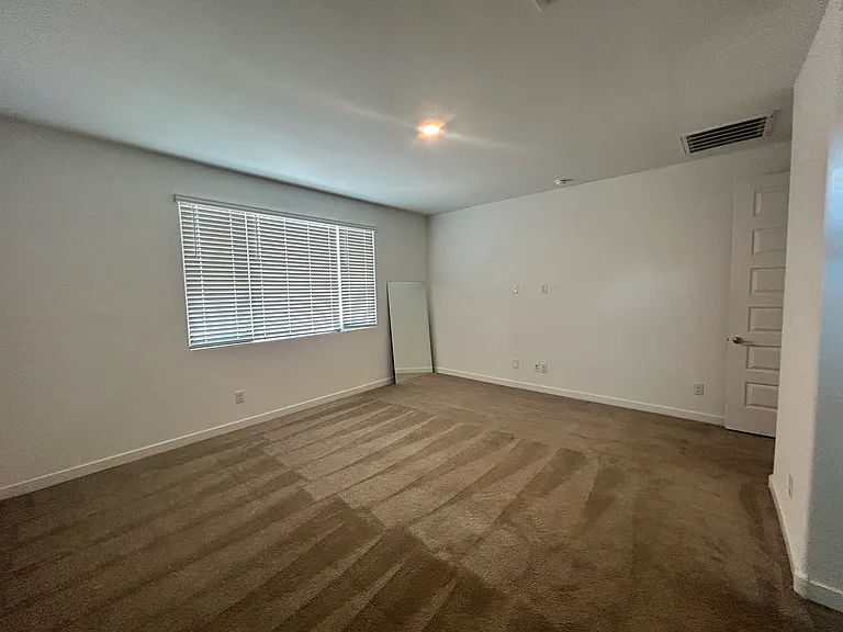 560 E Cactus Wren Dr — Photo 57