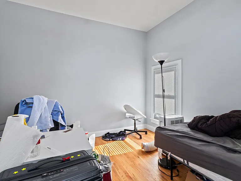 20 Pearl St #2 — Photo 11