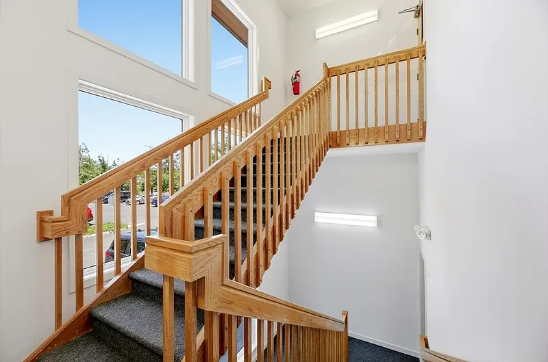 1 bed, 1.0 bath, 1400 sqft, $3,400 — Photo 4
