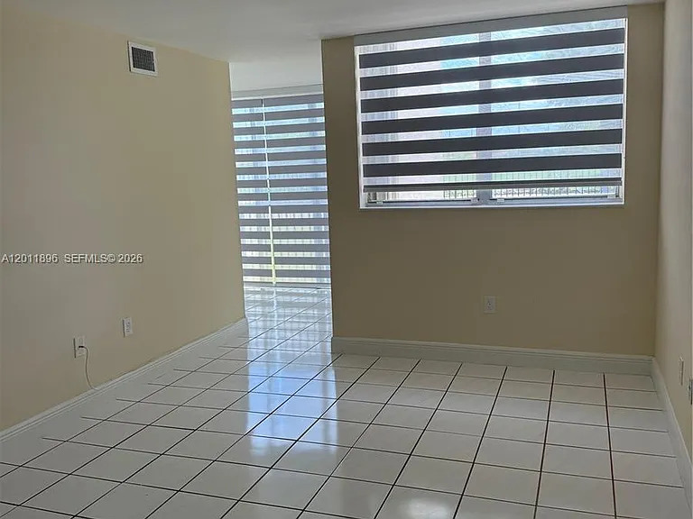 9411 SW 4th St #111 — Photo 2