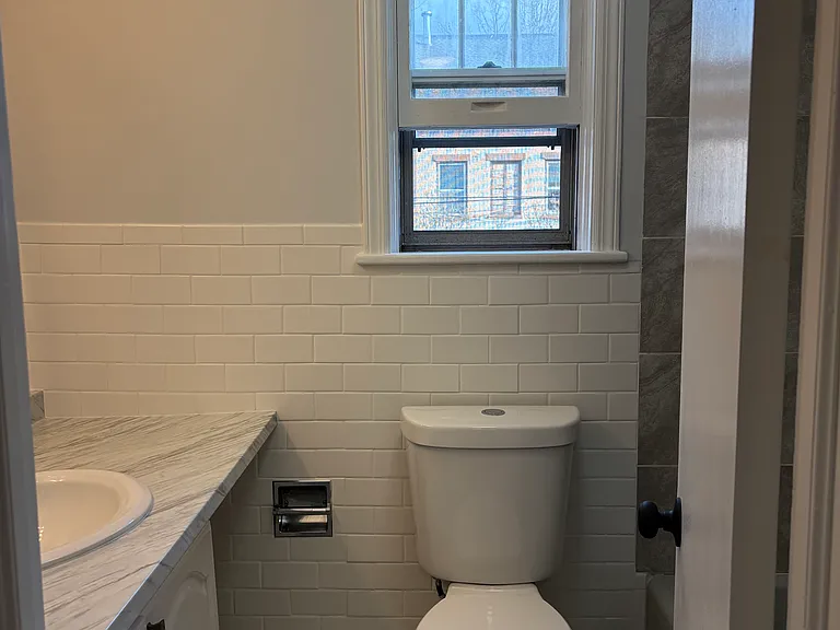 14 Main St #1 — Photo 21