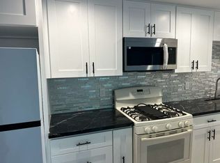 6527 Tampa Ave, Reseda, CA 91335