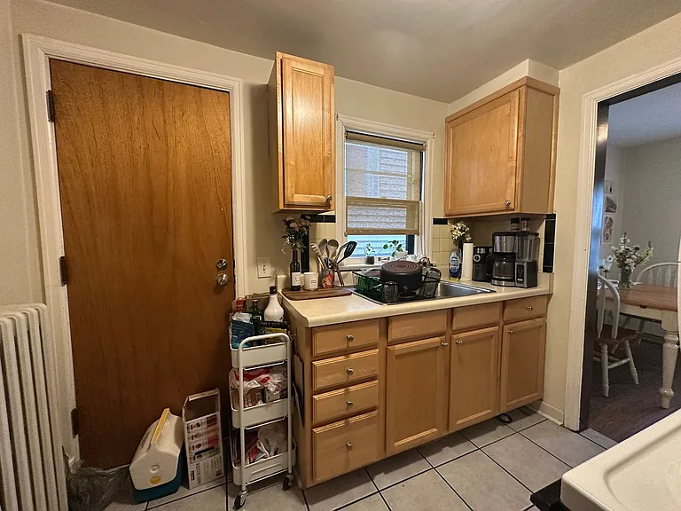 718-720 Dickinson Street — Photo 9