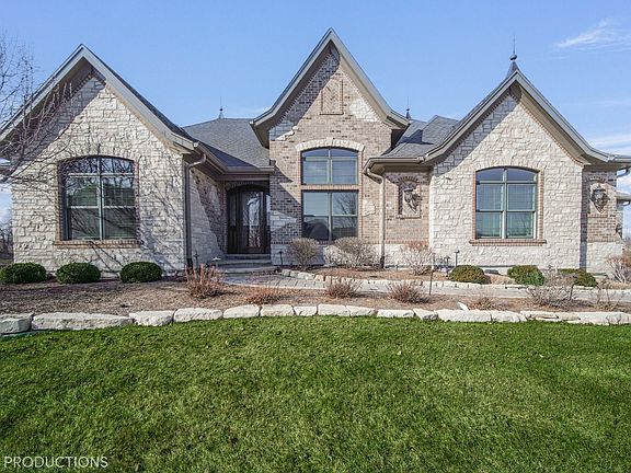 3rd image of 26312 W Cameron Ct