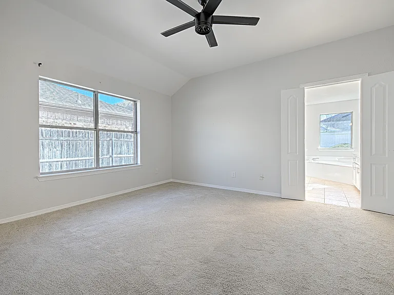 8124 Jolie Dr — Photo 11