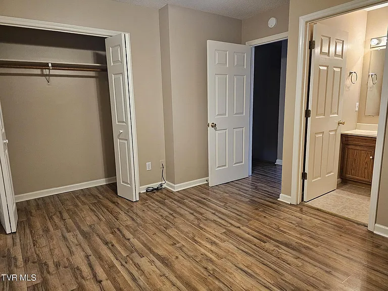 56 Tulip Grove Cir #1 — Photo 15