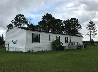 5401 NW 22nd Ct, Bell, FL 32619