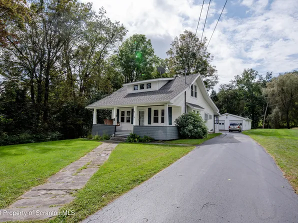 6 Maple St, Nicholson, PA 18446