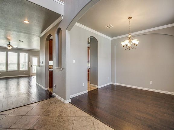 5th image of 16336 Toledo Bend Ct