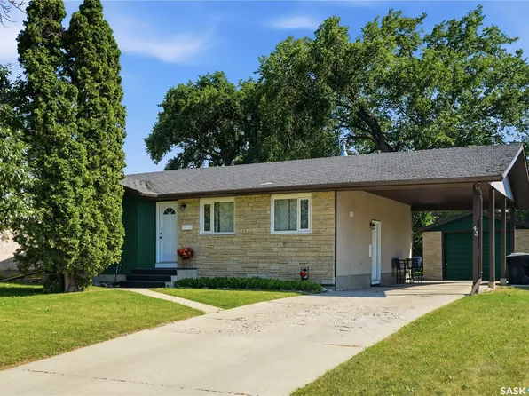 43 Columbia Drive, Saskatoon, SK S7K 1E6