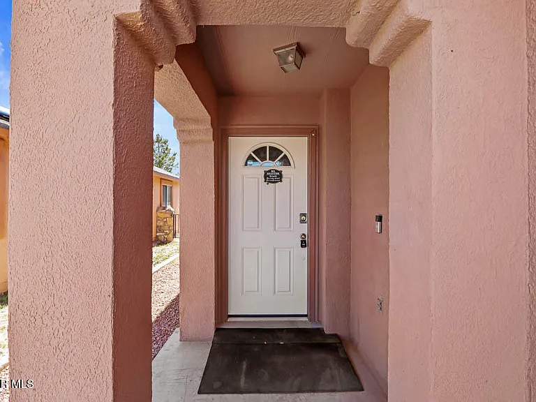 14266 Gil Reyes Dr — Photo 5