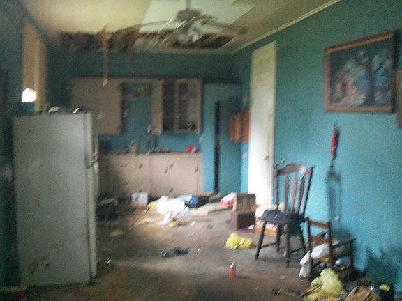 3rd image of 119 Napoleonville Avenue