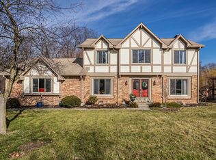 11 Apple Tree Cir, Fishers, IN 46038