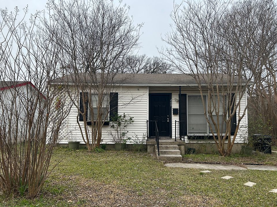 1st image of 409 Wildwood Dr