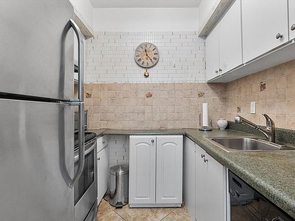 4th image of 500 Layne Blvd APT 18