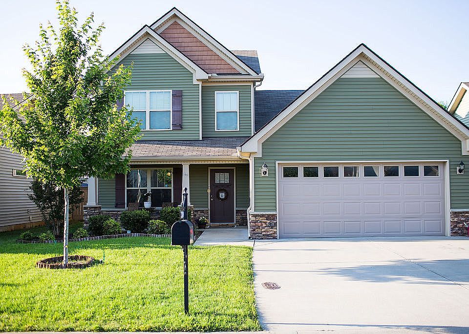 1st image of 3360 Tourmaline Dr