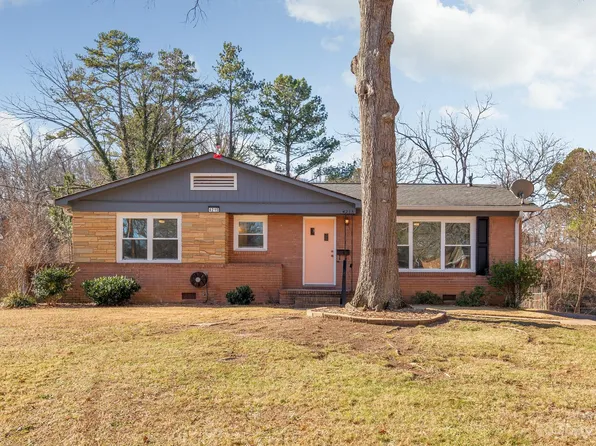 4215 Westcliff Dr, Charlotte, NC 28208