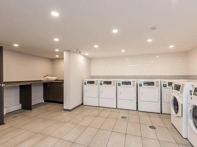 151 Keith Rd E — Photo 18