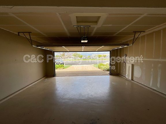 3rd image of 1180 Pueblo Ct