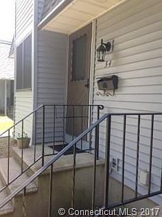 2nd image of 34 Northampton Ln